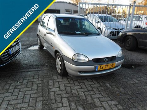 Opel Corsa - 1.2i-16V CDX - 1