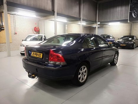 Volvo S60 - 2.4 D5 Geartronic |APK|AUTOMAAT|LEER|GOEDESTAAT - 1