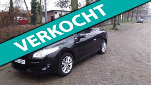 Renault Mégane coupé cabriolet - 1.4 TCE Dynamique met leder, navi, cruise, clima, keyless, etc - 1