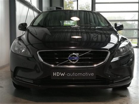 Volvo V40 - 2.0 D2 Momentum Business Navi ECC Cruise Control - 1