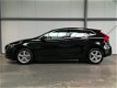 Volvo V40 - 2.0 D2 Momentum Business Navi ECC Cruise Control - 1 - Thumbnail