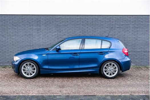 BMW 1-serie - 118i Business Line M-sport | Navigatie | Sportstoelen | Zit-verlenging | Keurig onderh - 1