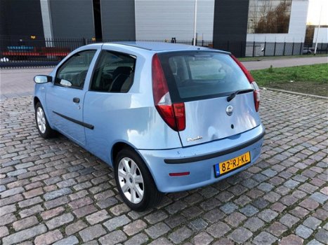 Fiat Punto - 1.4-16V Young 1JAAR Apk - 1