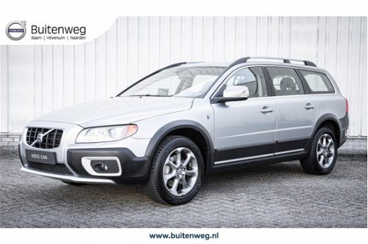 Volvo XC70 - D5 AWD Ocean Race automaat | Leder | Navigatie - 1