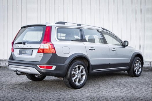 Volvo XC70 - D5 AWD Ocean Race automaat | Leder | Navigatie - 1