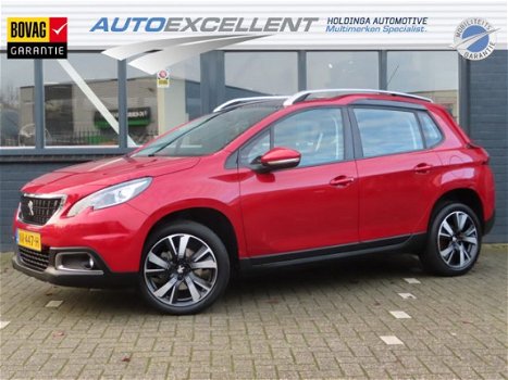 Peugeot 2008 - 1.2 PureTech Blue Lion 110Pk Navi | Pano dak | Pdc | 17 inch - 1