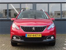 Peugeot 2008 - 1.2 PureTech Blue Lion 110Pk Navi | Pano dak | Pdc | 17 inch