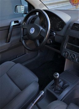 Volkswagen Polo - 1.4 16V 75pk - 1