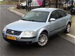 Volkswagen Passat - 1.9 TDI 74KW 2003 NETTE AUTO/268DKM NAP - 1 - Thumbnail