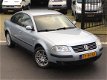 Volkswagen Passat - 1.9 TDI 74KW 2003 NETTE AUTO/268DKM NAP - 1 - Thumbnail