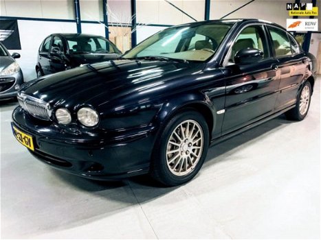 Jaguar X-type - 2.5 V6 Executive - 1