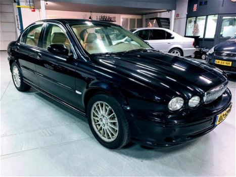 Jaguar X-type - 2.5 V6 Executive - 1