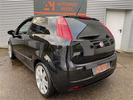 Fiat Grande Punto - 1.4 Active *STUURBEKR*NW. APK*OND. BOEKJES*LM VELGEN - 1