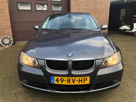 BMW 3-serie - 320i Dynamic Executive Nette staat N.A.P. 18 inch M velgen Clima Parrot carkit - 1