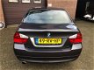 BMW 3-serie - 320i Dynamic Executive Nette staat N.A.P. 18 inch M velgen Clima Parrot carkit - 1 - Thumbnail