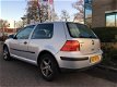 Volkswagen Golf - 1.8-5V Comfortline AUTOMAAT/ELEK.RAMEN EN SPIEGELS/DEURVERG./LMV/NAP/ENZ - 1 - Thumbnail