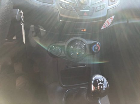 Ford Fiesta - 1.0 Style Navigatie/Airco/1ste eigenaar - 1