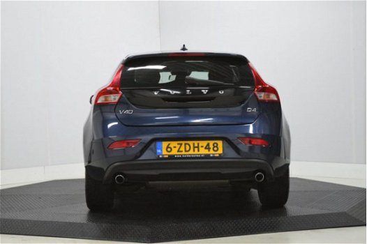 Volvo V40 - 2.0 D4 Momentum Business Navi, Clima, Cruise, Pdc - 1