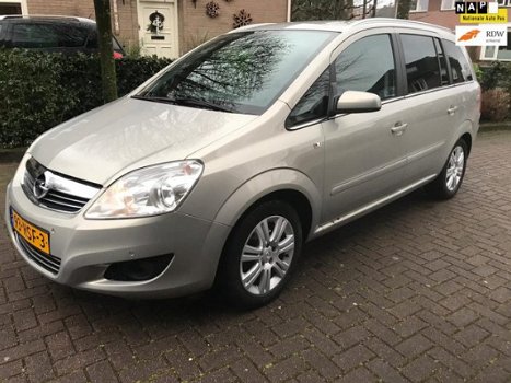 Opel Zafira - 1.6 Executive - 1