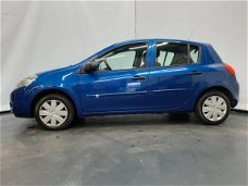 Renault Clio - 1.2 Special Line Airco Navi