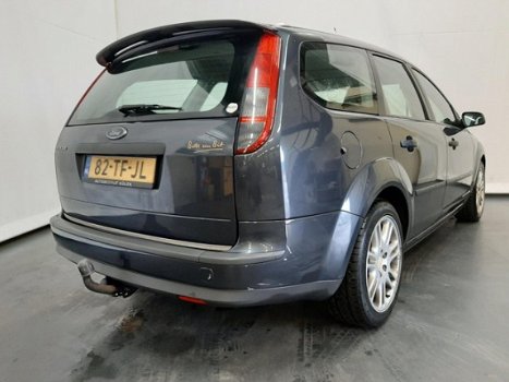 Ford Focus Wagon - 1.6-16V Futura Airco Trekhaak - 1