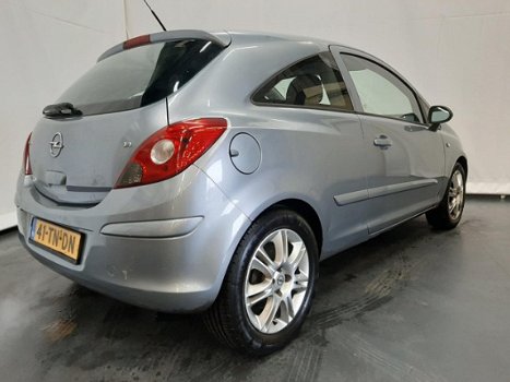 Opel Corsa - 1.4-16V Enjoy Lekke koppakking - 1