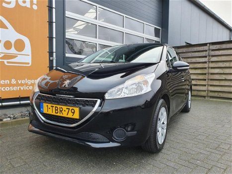 Peugeot 208 - 1.2 VTi Active 5-deurs met Airco, Cruise control, Trekhaak, etc. ZUINIG LABEL A - 1