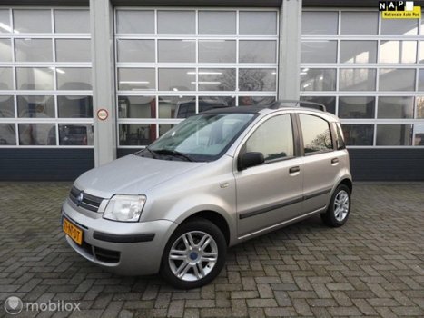 Fiat Panda - - 1.2 Emotion climatronic , panoramadak - 1