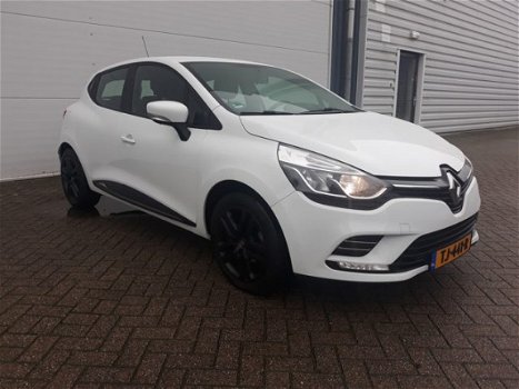 Renault Clio - 0.9 TCe Limited airco, navigatie, cruise control, rubber mattenset - 1