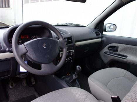 Renault Clio - 1.2-16V 75pk Airco Elek-pakket Nette auto Community - 1