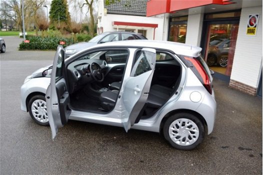 Toyota Aygo - 1.0 VVT-i Automaat, Airco, Camera, 5 Drs, 13.000 km - 1