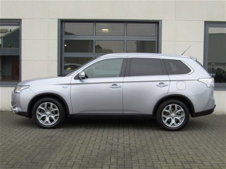 Mitsubishi Outlander - 2.0 PHEV Instyle X-Line Automaat Incl. BTW Dealer Onderhouden Trekhaak NL Aut - 1