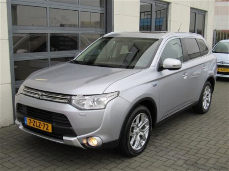 Mitsubishi Outlander - 2.0 PHEV Instyle X-Line Automaat Incl. BTW Dealer Onderhouden Trekhaak NL Aut - 1