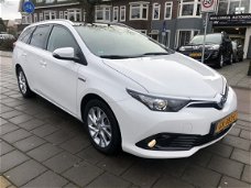 Toyota Auris Touring Sports - 1.8 Hybrid Lease navi panodak airco/ecc