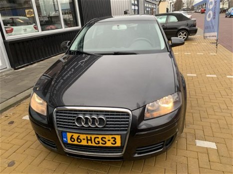 Audi A3 Sportback - 1.9 TDI Attraction Pro Line Business - 1