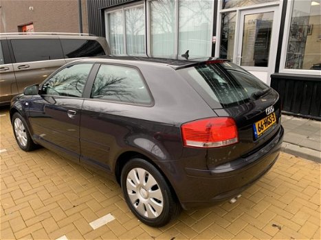 Audi A3 Sportback - 1.9 TDI Attraction Pro Line Business - 1