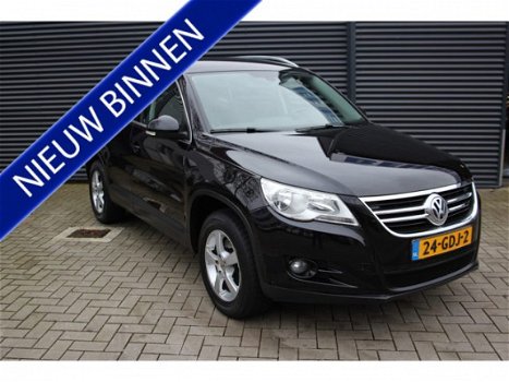 Volkswagen Tiguan - 1.4 TSI Sport&Style 4Motion 2e EIGENAAR_NAVI_CLIMA_N.A.P - 1