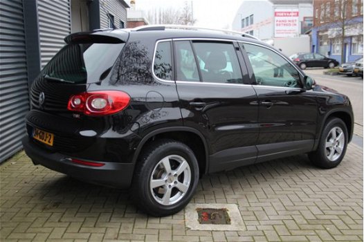 Volkswagen Tiguan - 1.4 TSI Sport&Style 4Motion 2e EIGENAAR_NAVI_CLIMA_N.A.P - 1