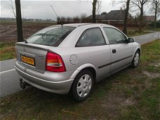 Opel Astra - 1.6-16V Comfort