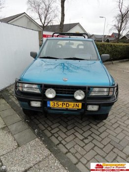 Opel Frontera - A 2.0i (4x4) - 1