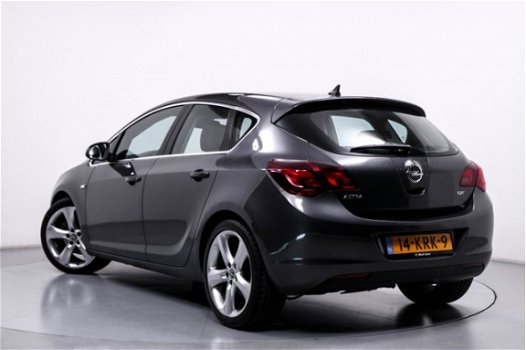 Opel Astra - 1.7 CDTi Sport Trekhaak afneembaar Cruise Control Lichtmetalen velgen Climate Control - 1