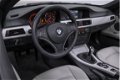 BMW 3-serie Cabrio - 320i Leder Cabrio Parkeersensoren Lichtmetalen velgen Climate Control Navigatie - 1 - Thumbnail