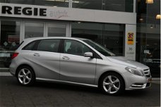 Mercedes-Benz B-klasse - 180 Ambition Automaat Navi Xenon Camera