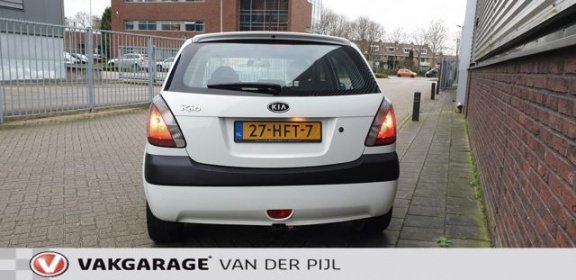 Kia Rio - 1.4 X-pect 5 drs. Mooie strakke Airco - 1