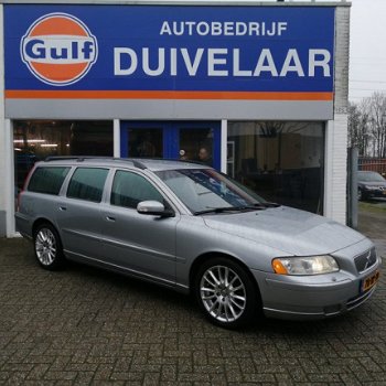 Volvo V70 - D5 Automaat / Edition Sport / zeer nette V70 - 1