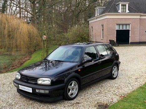 Volkswagen Golf - GTI 2.8 VR6 Limited Oettinger 5drs 3e eig. Leer / Airco / S-dak - 1