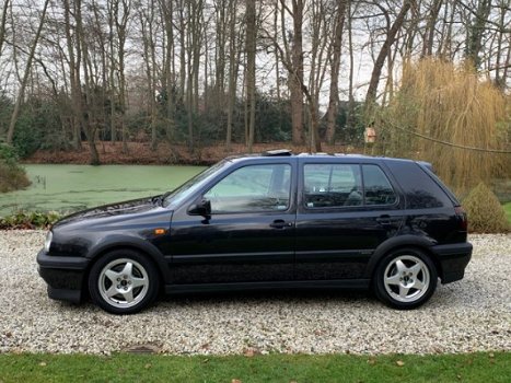 Volkswagen Golf - GTI 2.8 VR6 Limited Oettinger 5drs 3e eig. Leer / Airco / S-dak - 1