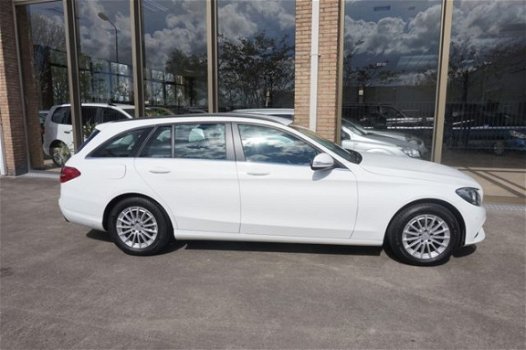 Mercedes-Benz C-klasse Combi - Stationcar Prestige uitvoering 136 Pk - 1