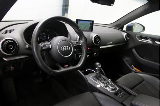 Audi A3 Sportback - 1.4 E-Tron 204pk Ambition Pro Line S Panoramadak Half-Leder S-Line LED Navigatie - 1