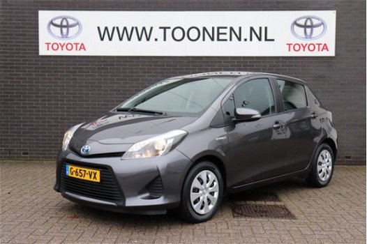 Toyota Yaris - 1.5 Full Hybrid Aspiration Airco-Navigatie - 1